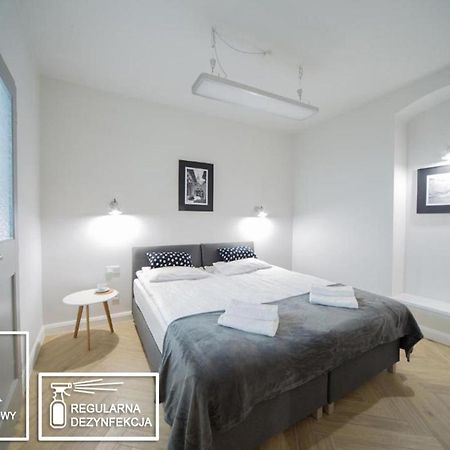 M5 Main Square Stylish One Bedroom Kraków Eksteriør billede